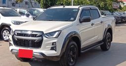ISUZU 4WD 2021 3.0 AT DOUBLE CAB WHITE  5249