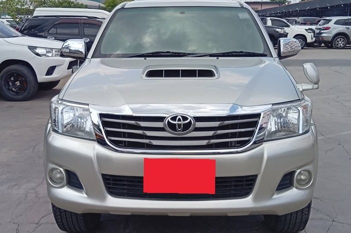 VIGO PRE 2014 2.5E AT DOUBLE CAB SILVER  4989 full