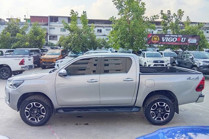 REVO 4WD 2021 2.8 HIGHT AT DOUBLE CAB SILVER  8853 full