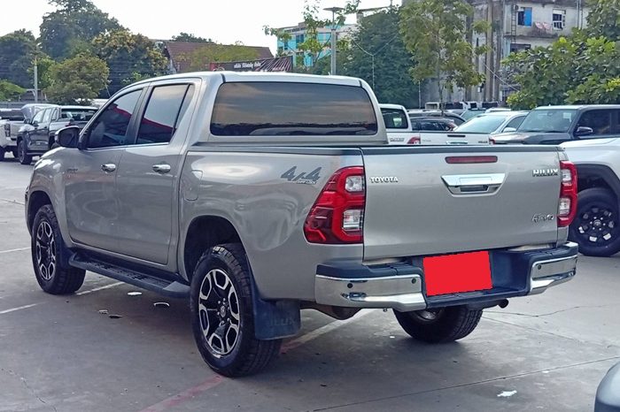 REVO 4WD 2021 2.8 HIGHT AT DOUBLE CAB SILVER  8853 full