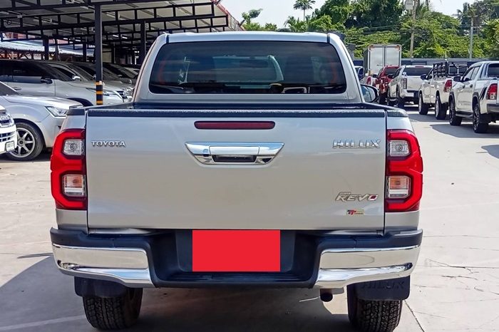 REVO 4WD 2021 2.4 MID MT SAMRT CAB SILVER 8875 full