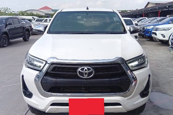 REVO PRE 2022 2.4 ENTRY AT DOUBLE CAB WHITE 6277 full