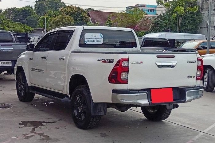 REVO PRE 2022 2.4 ENTRY AT DOUBLE CAB WHITE 6277 full