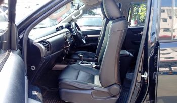 REVO PRE 2022 2.4 MID AT DOUBLE CAB BLACK 750 full