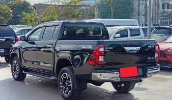 REVO PRE 2022 2.4 MID AT DOUBLE CAB BLACK 750 full