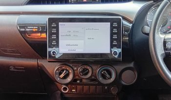 REVO PRE 2022 2.4 MID AT DOUBLE CAB BLACK 750 full