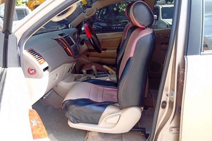 TOYOTA 4WD 2005 3.0V AT FORTUNER BRONZE  3160 full