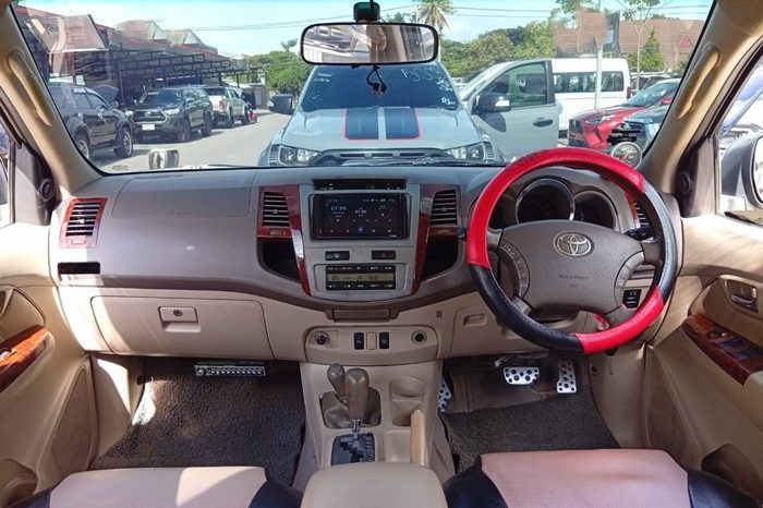 TOYOTA 4WD 2005 3.0V AT FORTUNER BRONZE  3160 full