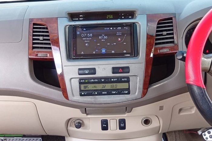 TOYOTA 4WD 2005 3.0V AT FORTUNER BRONZE  3160 full