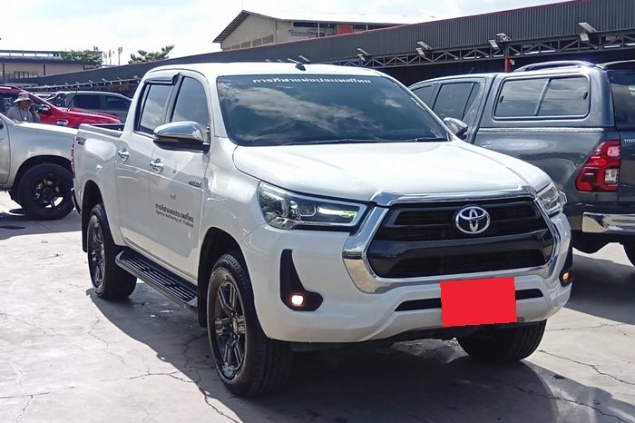REVO PRE 2022 2.4 ENTRY AT DOUBLE CAB WHITE  6307 full