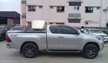 REVO 4WD 2020 2.4 MID MT SMART CAB SILVER  2669 full