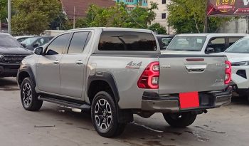 REVO 4WD 2022 2.8 HIGHT AT DOUBLE CAB SILVER  3080 full