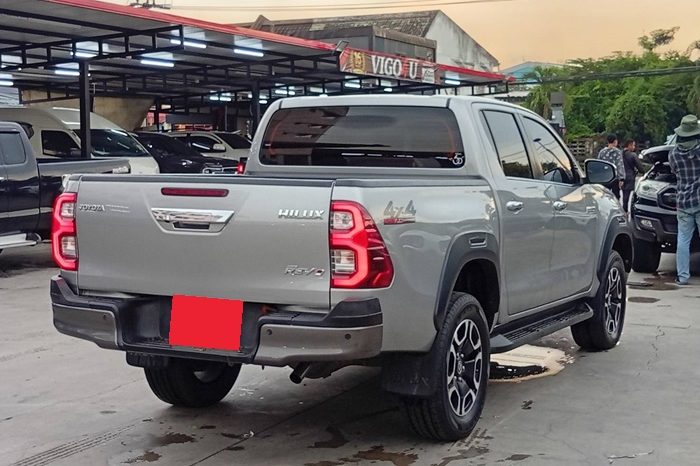 REVO 4WD 2022 2.8 HIGHT AT DOUBLE CAB SILVER  3080 full