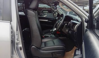 REVO 4WD 2022 2.8 HIGHT AT DOUBLE CAB SILVER  3080 full