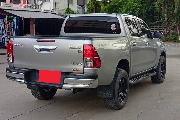 REVO PRE 2019 2.4E AT DOUBLE CAB SILVER  5777 full