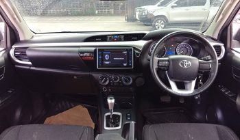 REVO PRE 2019 2.4E AT DOUBLE CAB SILVER  5777 full