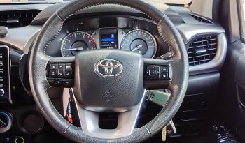 REVO PRE 2022 2.4 MID AT DOUBLE CAB BLACK  205 full