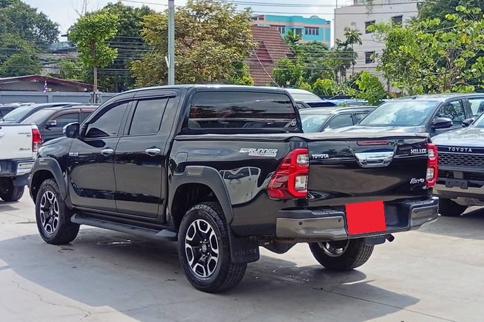REVO PRE 2023 2.4 MID AT DOUBLE CAB BLACK  1274 full