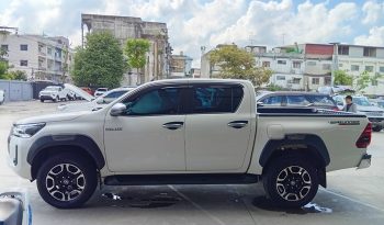 REVO PRE 2022 2.4 MID AT DOUBLE CAB WHITE  4876 full
