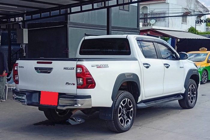 REVO PRE 2022 2.4 MID AT DOUBLE CAB WHITE  4876 full