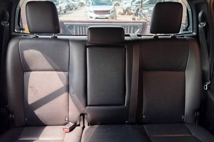 REVO PRE 2021 2.4 HIGHT AT DOUBLE CAB RED  6698 full