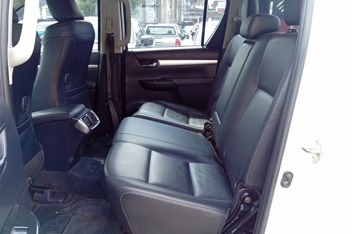 REVO 4WD 2020 2.8G AT DOUBLE CAB WHITE  1838 full