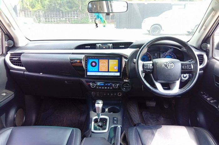REVO 4WD 2020 2.8G AT DOUBLE CAB WHITE  1838 full