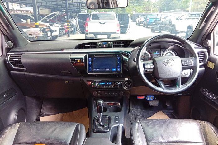 ROCCO 4WD 2018 2.8G AT DOUBLE CAB WHITE 6380 full