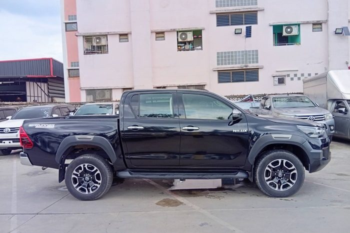 REVO PRE 2021 2.4 MID AT DOUBLE CAB BLACK 1099 full
