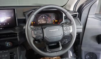 TRAVO PREMIUM 4TREX 2026 2.8 4WD MT DOUBLE CAB GREY  42134 full