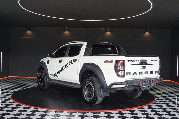 FORD 4WD 2019 2.0 AT DOUBLE CAB WHITE  8639 full
