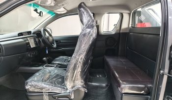 REVO 4WD 2017 2.4J AT SMART CAB DARK GREY  7590 full