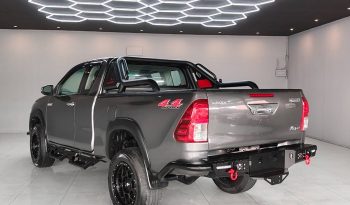 REVO 4WD 2017 2.4J AT SMART CAB DARK GREY  7590 full