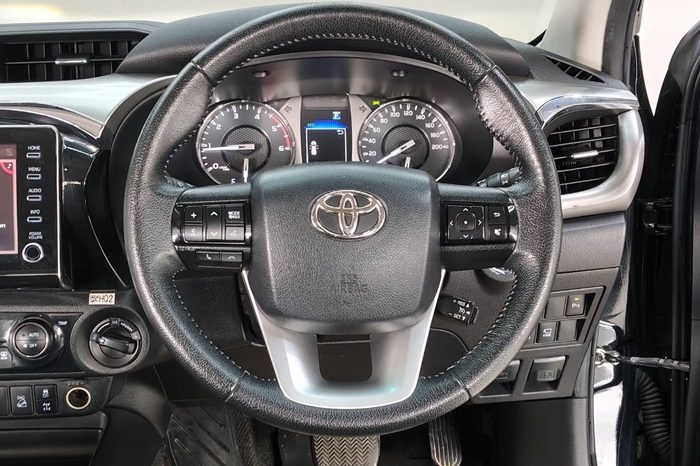 REVO 4WD 2022 2.8 HIGHT AT DOUBLE CAB BLACK  7657 full