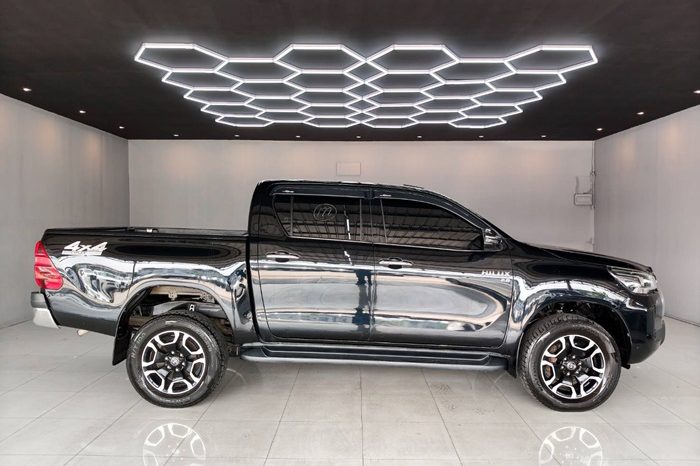 REVO 4WD 2022 2.8 HIGHT AT DOUBLE CAB BLACK  7657 full