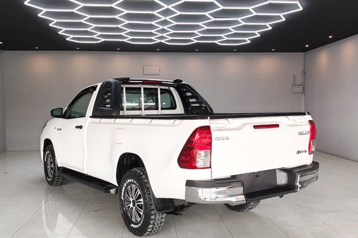 REVO 2WD 2021 2.4J MT STANDARD WHITE  3258 full