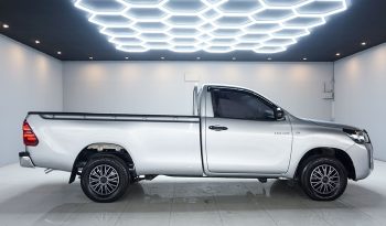 REVO 2WD 2021 2.4J MT STANDARD SILVER  1057 full