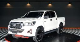 REVO PRE 2018 2.4E AT DOUBLE CAB WHITE  1242