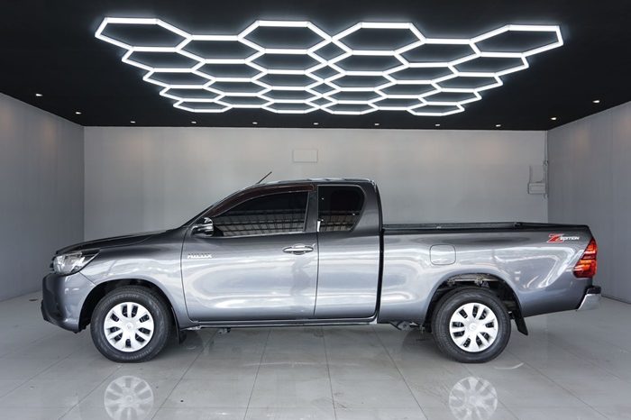 REVO 2WD 2018 2.4J AT SMART CAB DARK GREY  4694 full