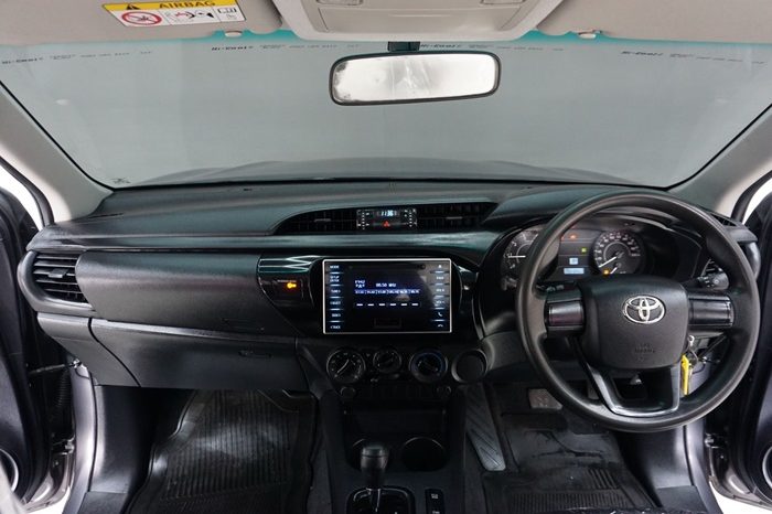 REVO 2WD 2018 2.4J AT SMART CAB DARK GREY  4694 full