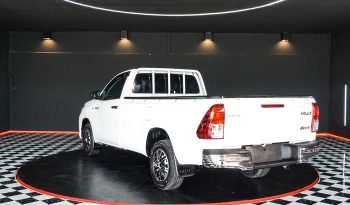 REVO 2WD 2018 2.4J MT STANDARD WHITE  5482 full
