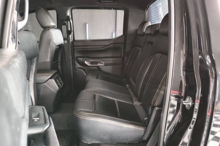 FORD 2WD 2023 2.0 AT DOUBLE CAB BLACK  225 full