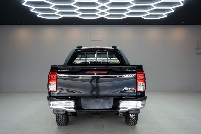 REVO 2WD 2021 2.4J MT STANDARD BLACK  925 full