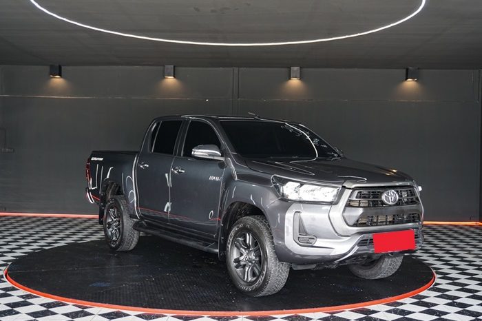 REVO PRE 2021 2.4 ENTRY AT DOUBLE CAB DARK GREY  3942 full