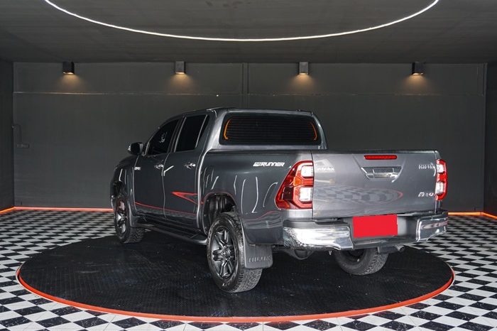 REVO PRE 2021 2.4 ENTRY AT DOUBLE CAB DARK GREY  3942 full
