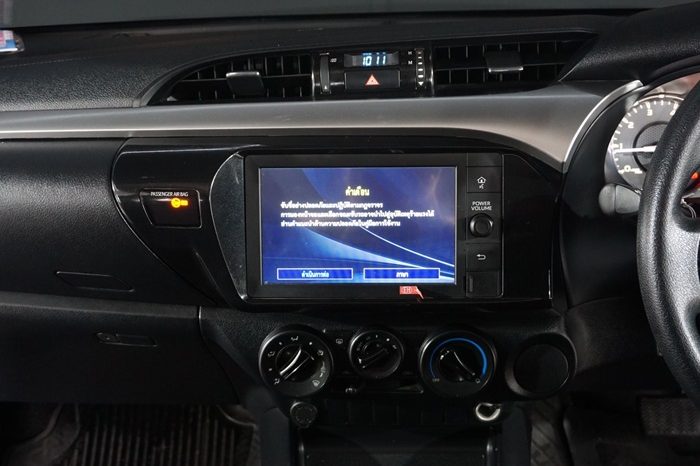 REVO PRE 2021 2.4 ENTRY AT DOUBLE CAB DARK GREY  3942 full
