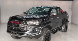 REVO 4WD 2017 2.4J AT SMART CAB BLACK  9179