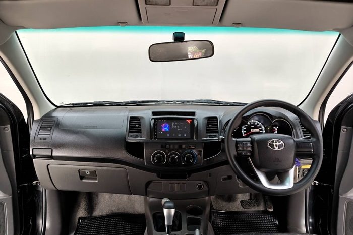 VIGO 4WD 2013 2.7J AT SMART CAB BLACK  8450 full