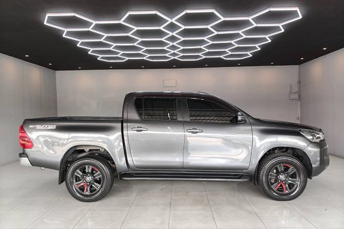 REVO PRE 2021 2.4 MID AT DOUBLE CAB DARK GREY  4532 full