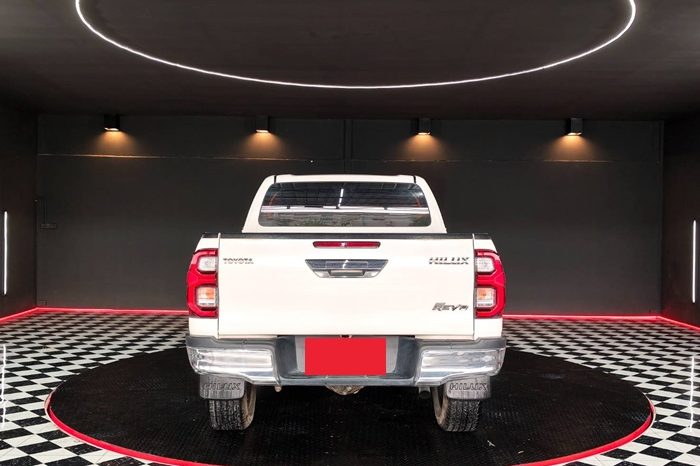REVO PRE 2021 2.4 ENTRY AT DOUBLE CAB WHITE  2984 full